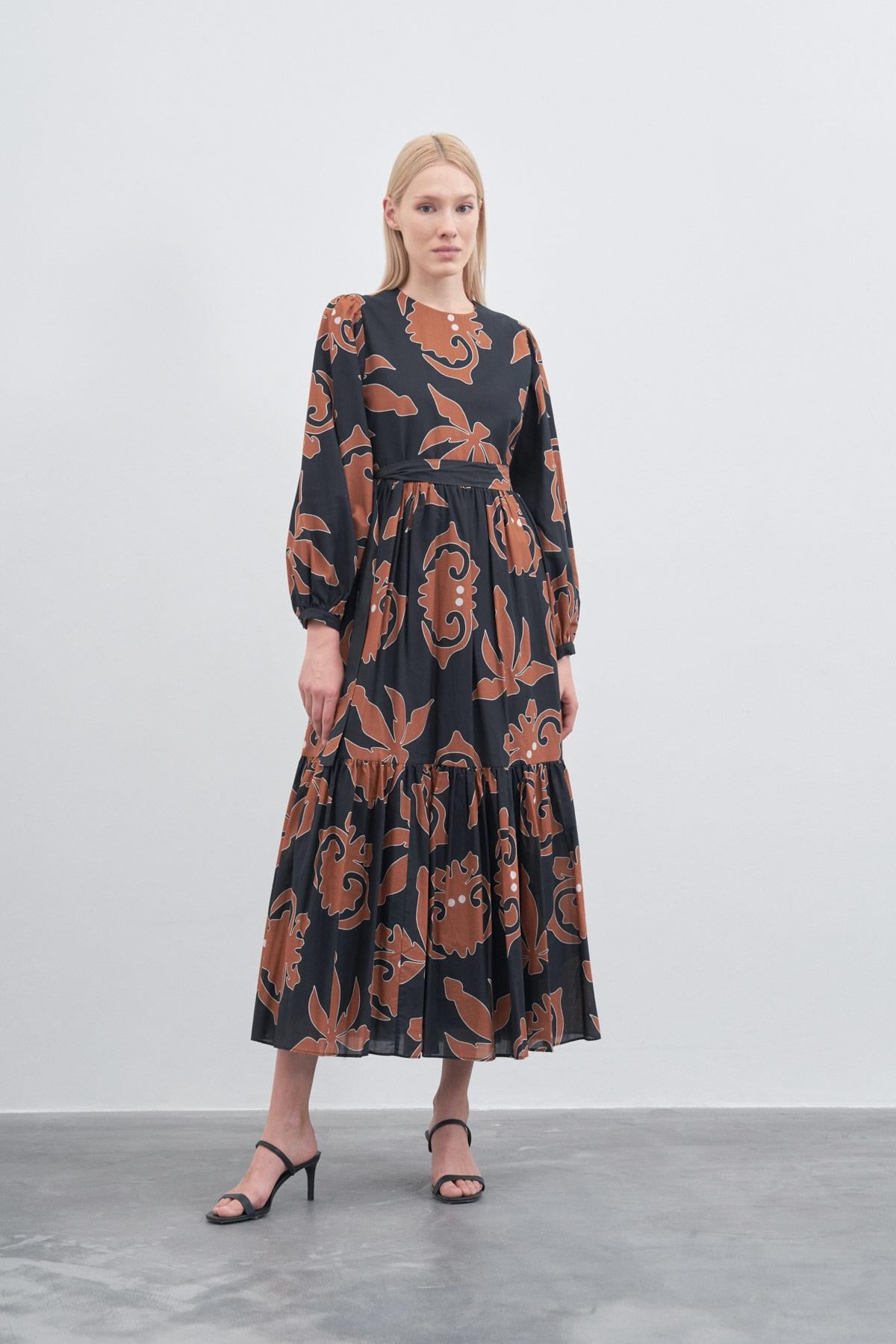 BLOOM PATTERNED VOAL SINGLE-LAYER DRESS BLACK