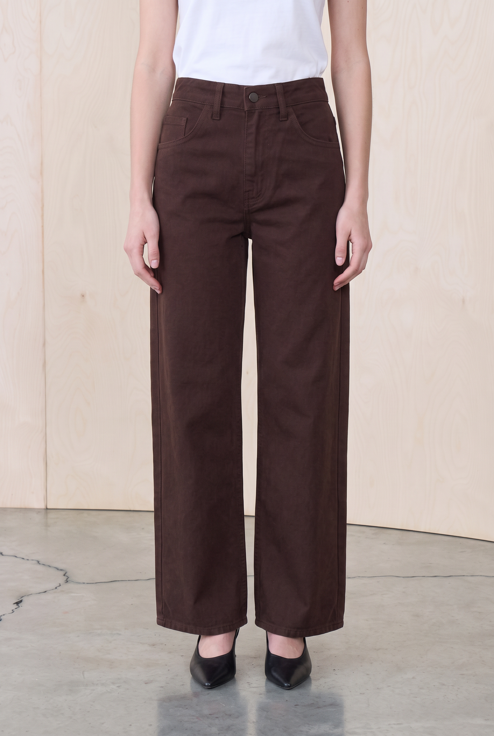 CLARA LOOSE FIT DENIM PANTS BROWN