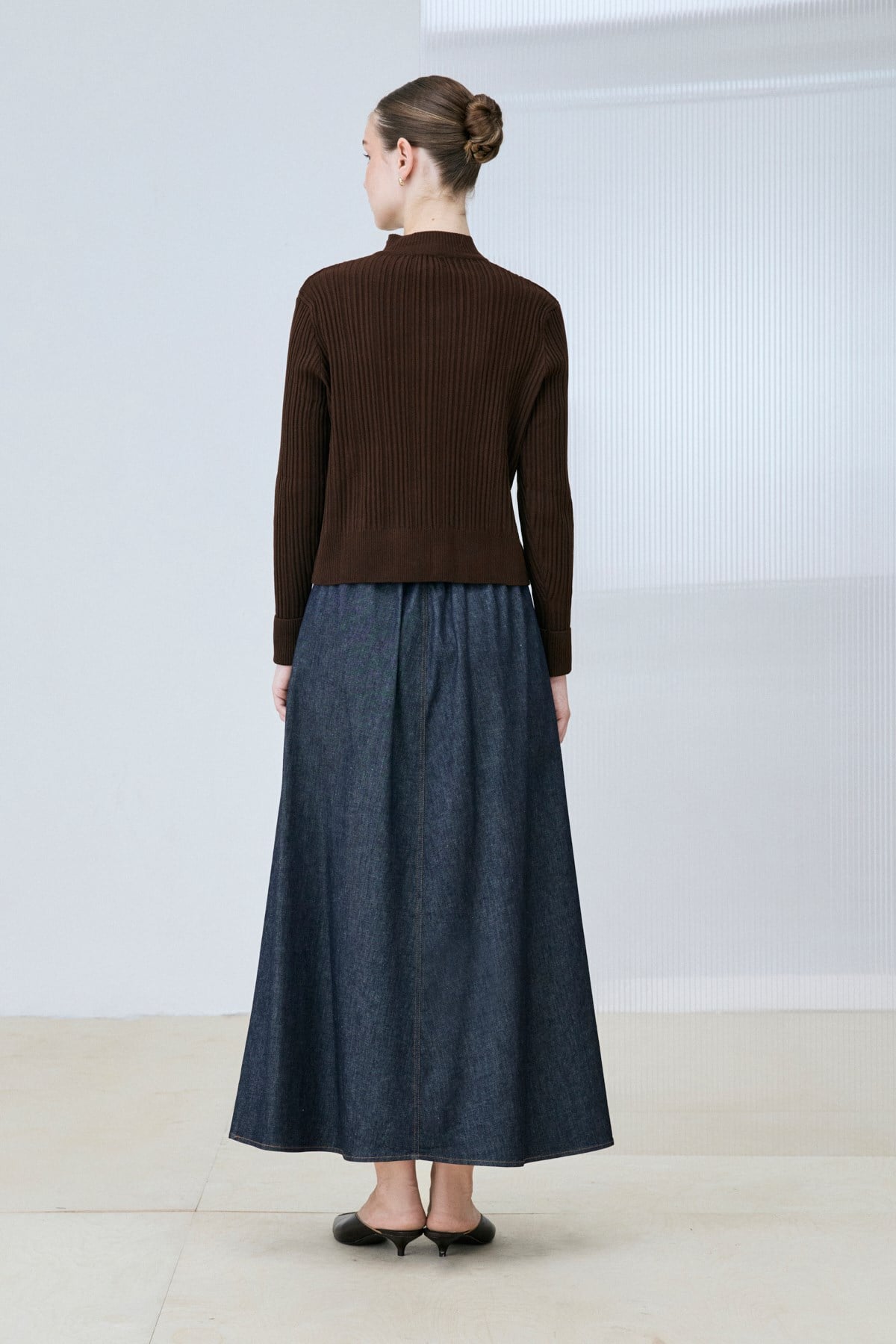 DIVA BUTTONED KNIT CARDIGAN BROWN