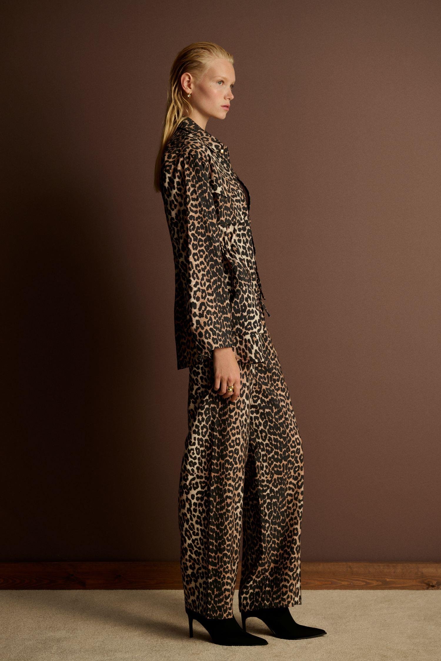 LEOPAR DESEN CEPLİ PANTOLONLU TAKIM KAHVE