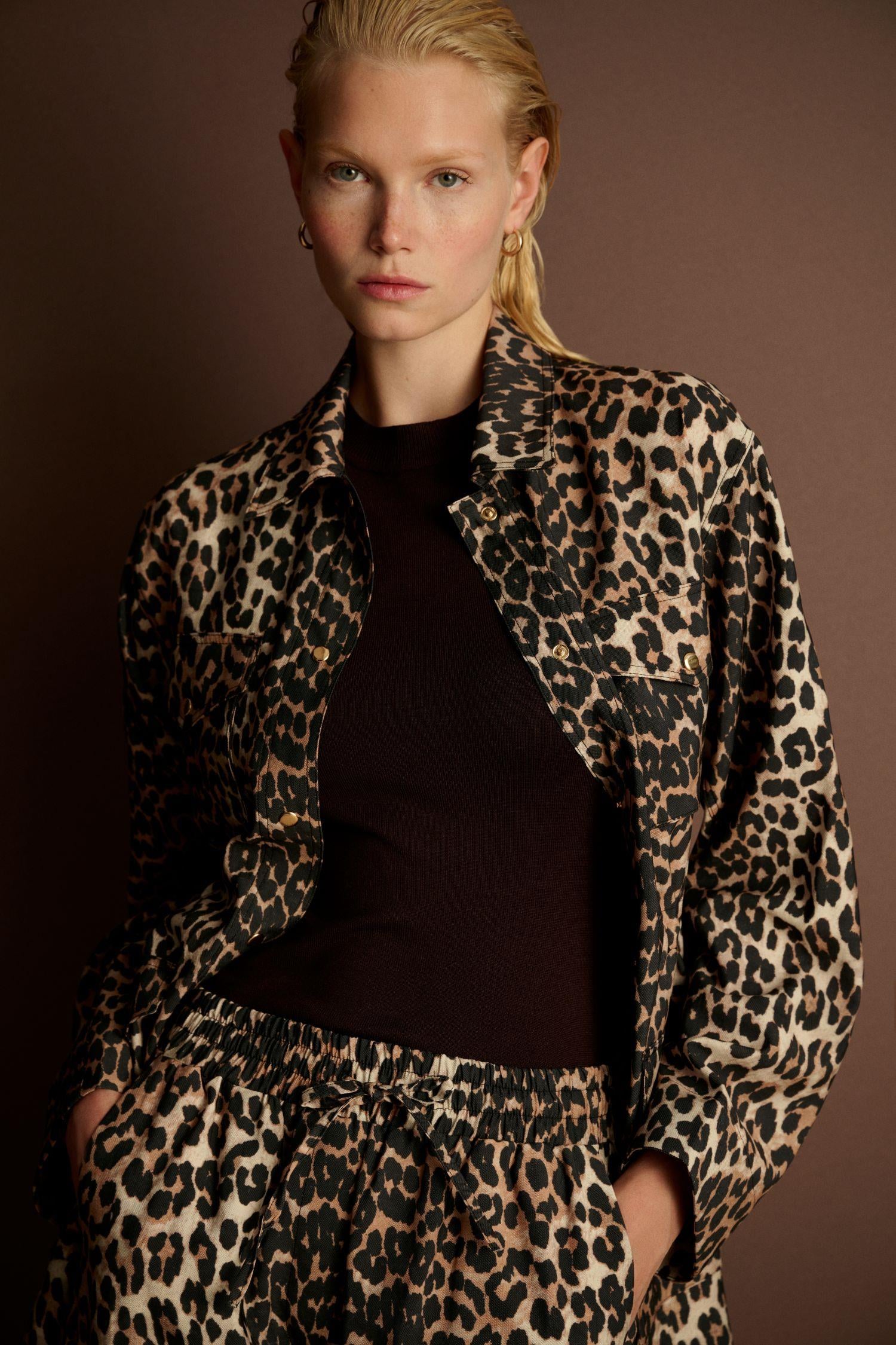 LEOPAR DESEN CEPLİ PANTOLONLU TAKIM KAHVE