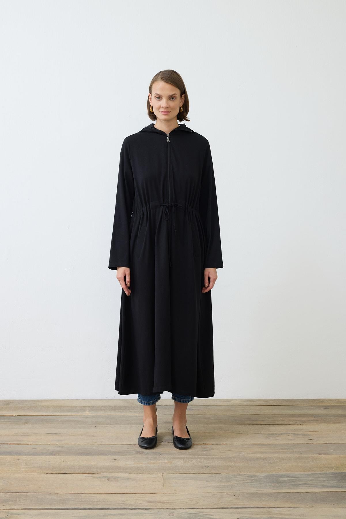 LİARA COMBED FULL LENGTH CAPE BLACK