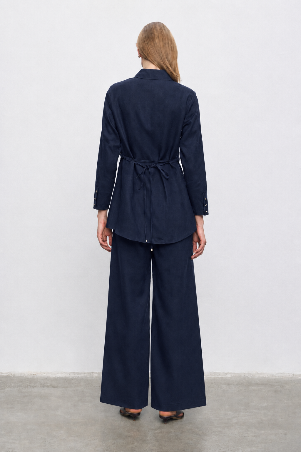 MEGAN %100 KETEN PANTOLONLU TAKIM LACİVERT