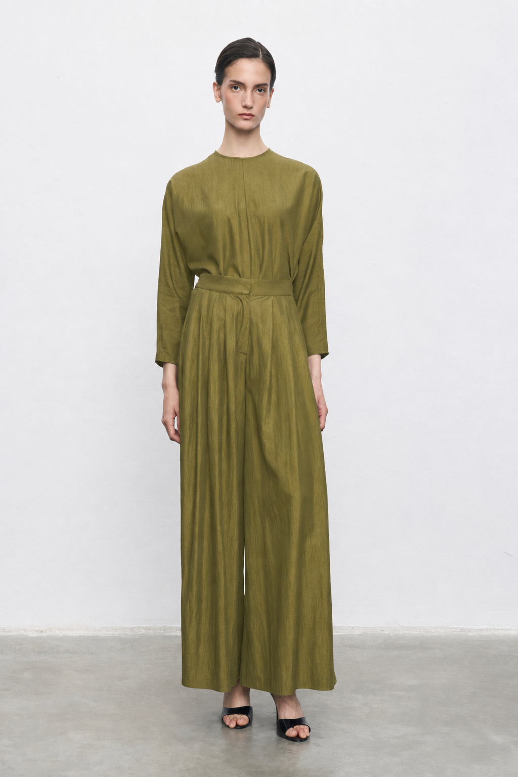 MELİNE RAYON VİSKON PANTOLONLU TAKIM YAĞ YEŞİLİ