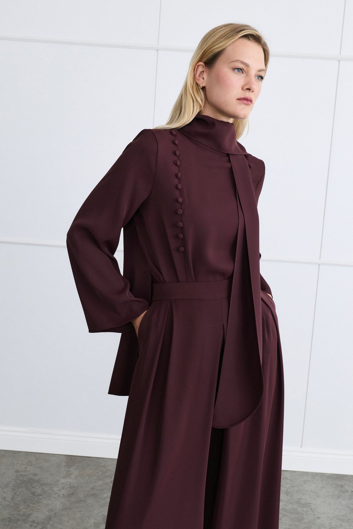 MIORI MISSE BRIT BUTTONED SOFT-TOUCH PANTS SET BURGUNDY