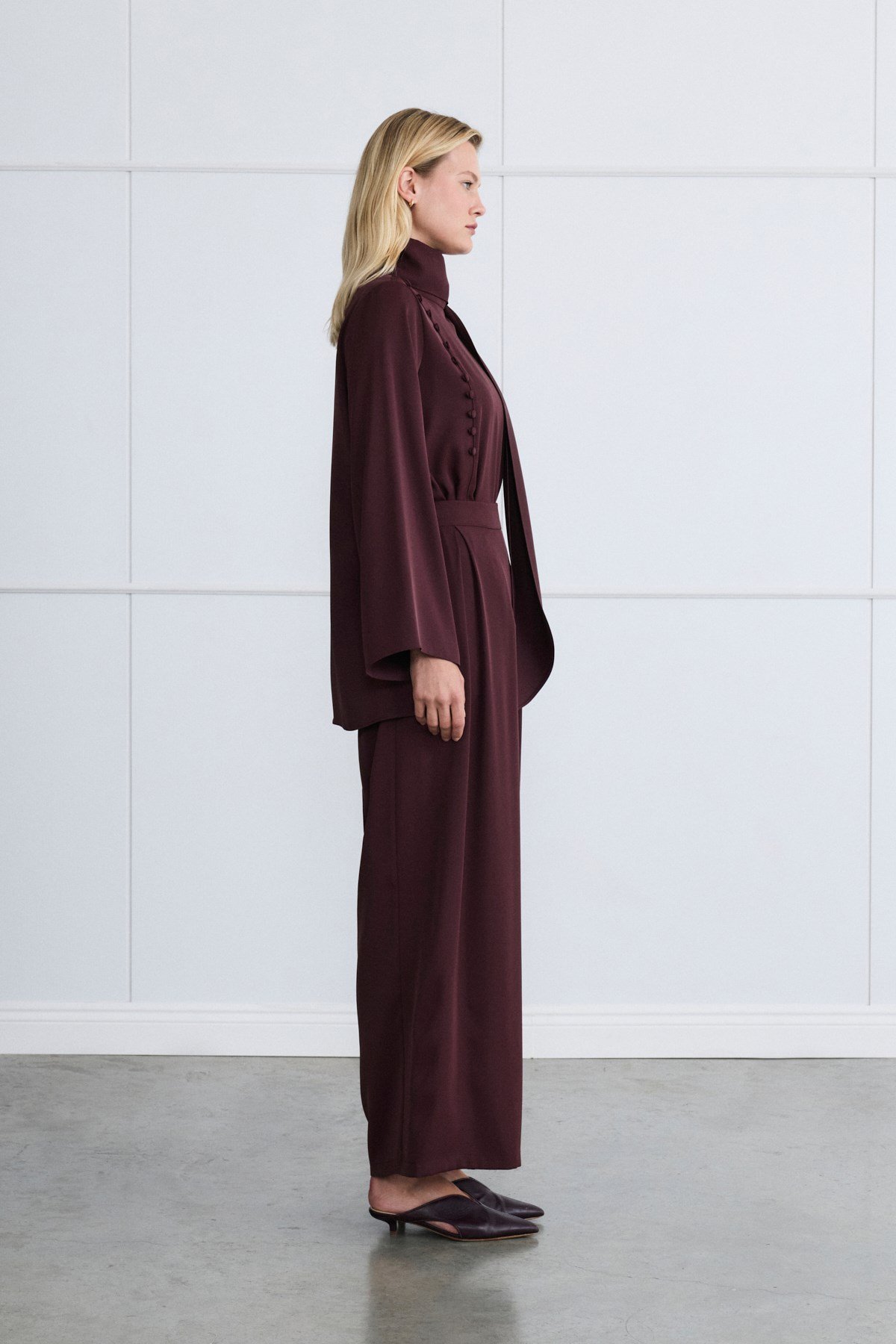 MIORI MISSE BRIT BUTTONED SOFT-TOUCH PANTS SET BURGUNDY