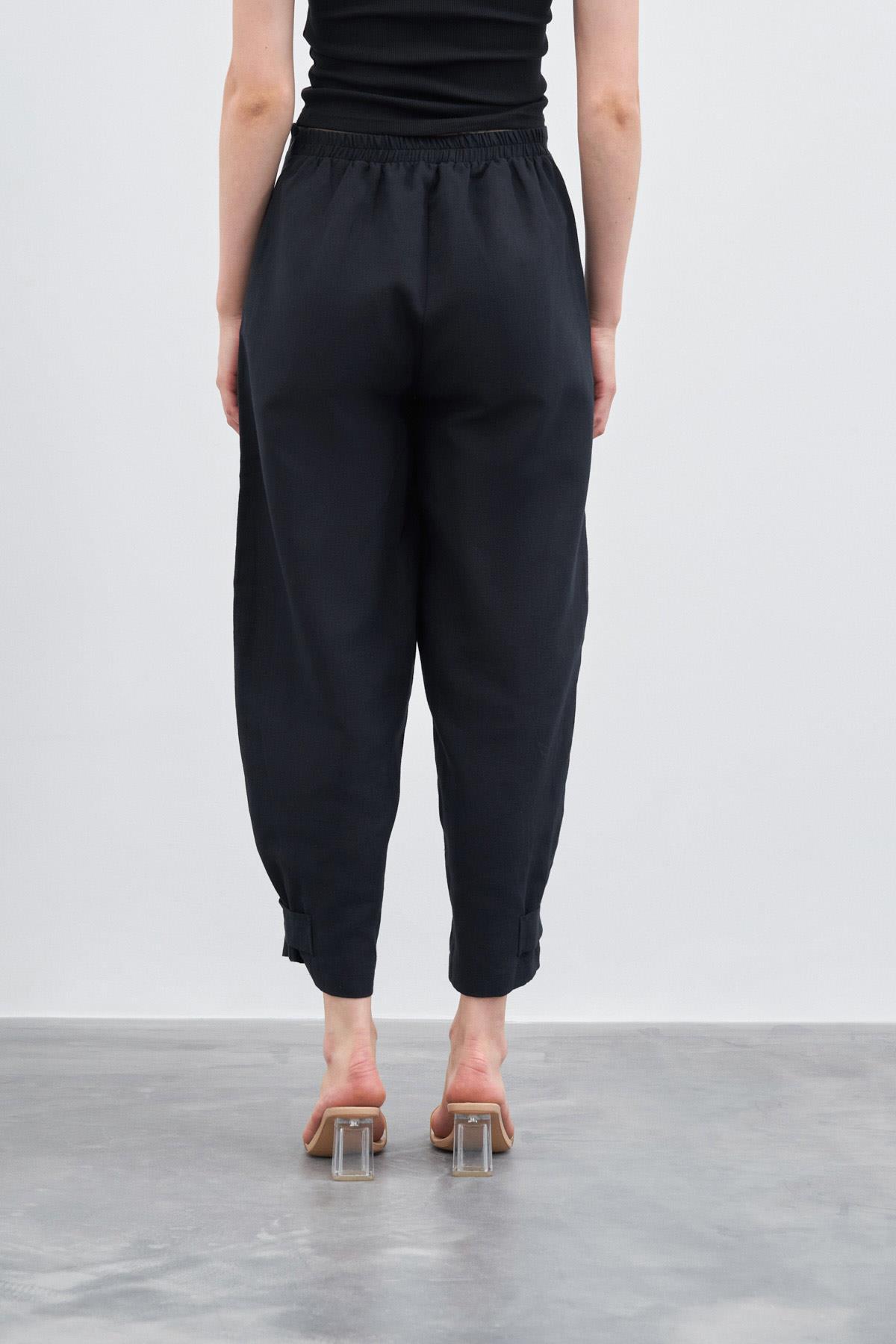 NATURAL KETEN PAÇA DETAYLI PANTOLON SİYAH