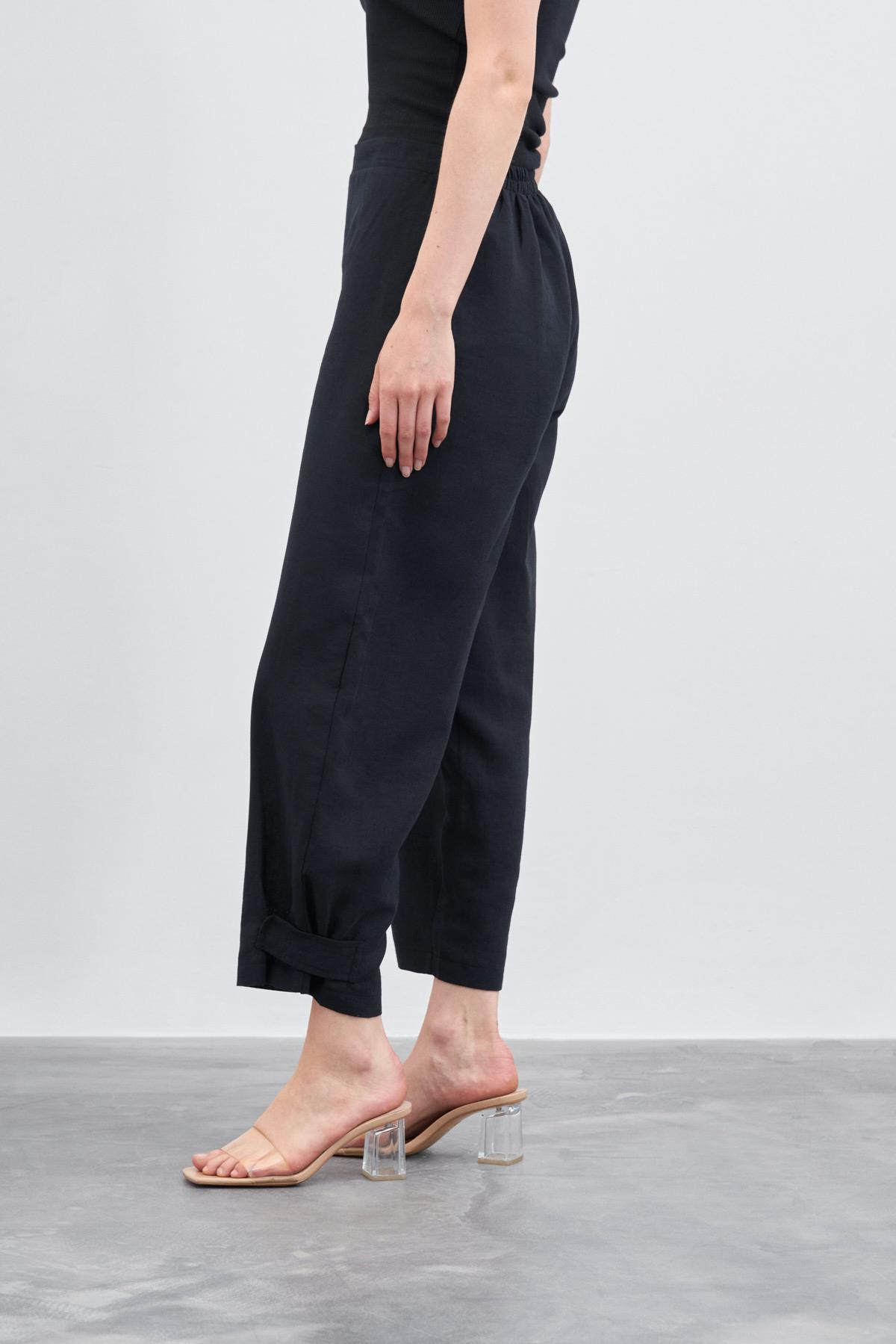 NATURAL KETEN PAÇA DETAYLI PANTOLON SİYAH