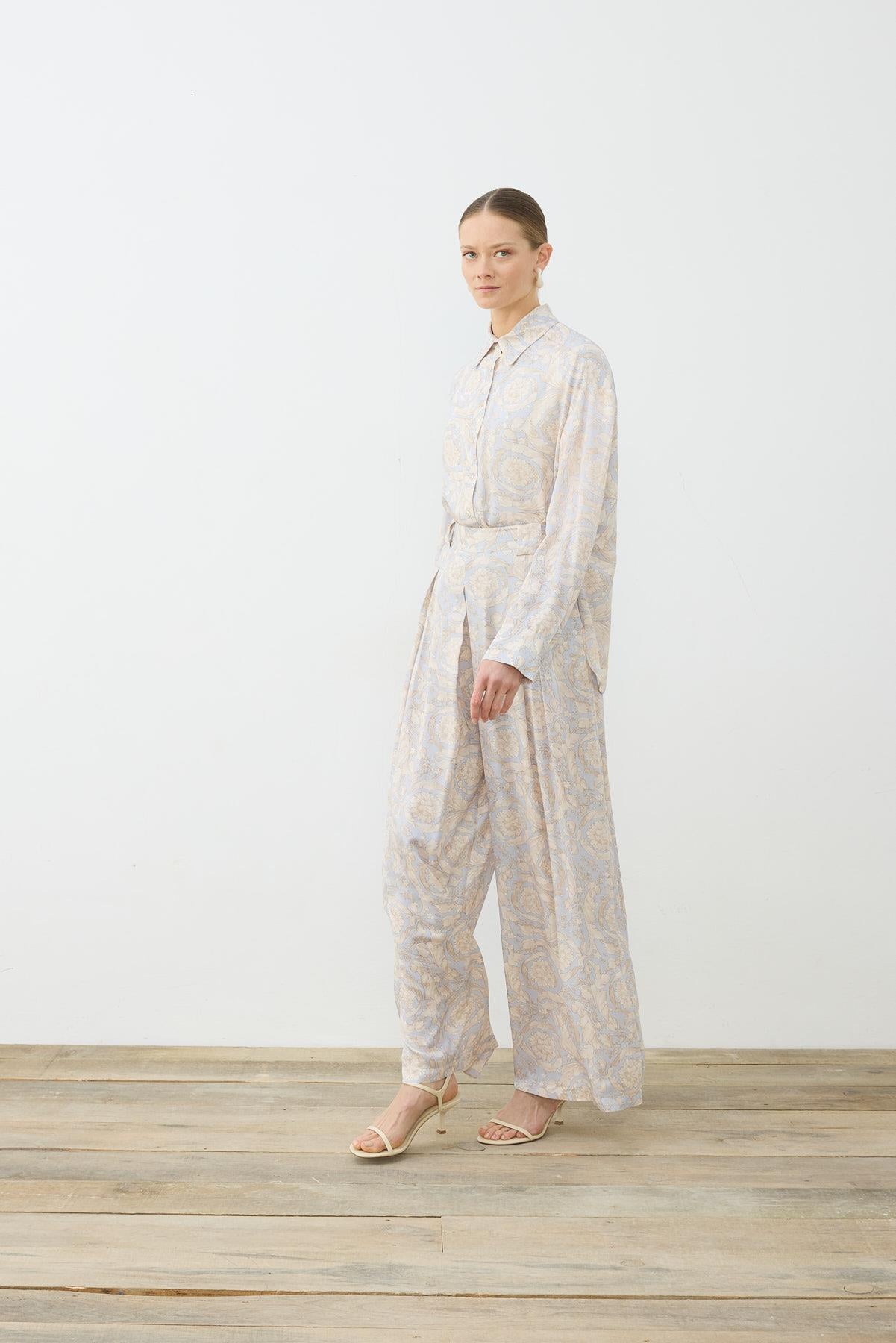 PASTEL DESEN VİSKON RAYON PİLE DETAYLI PANTOLON TAKIM BEBE MAVİ