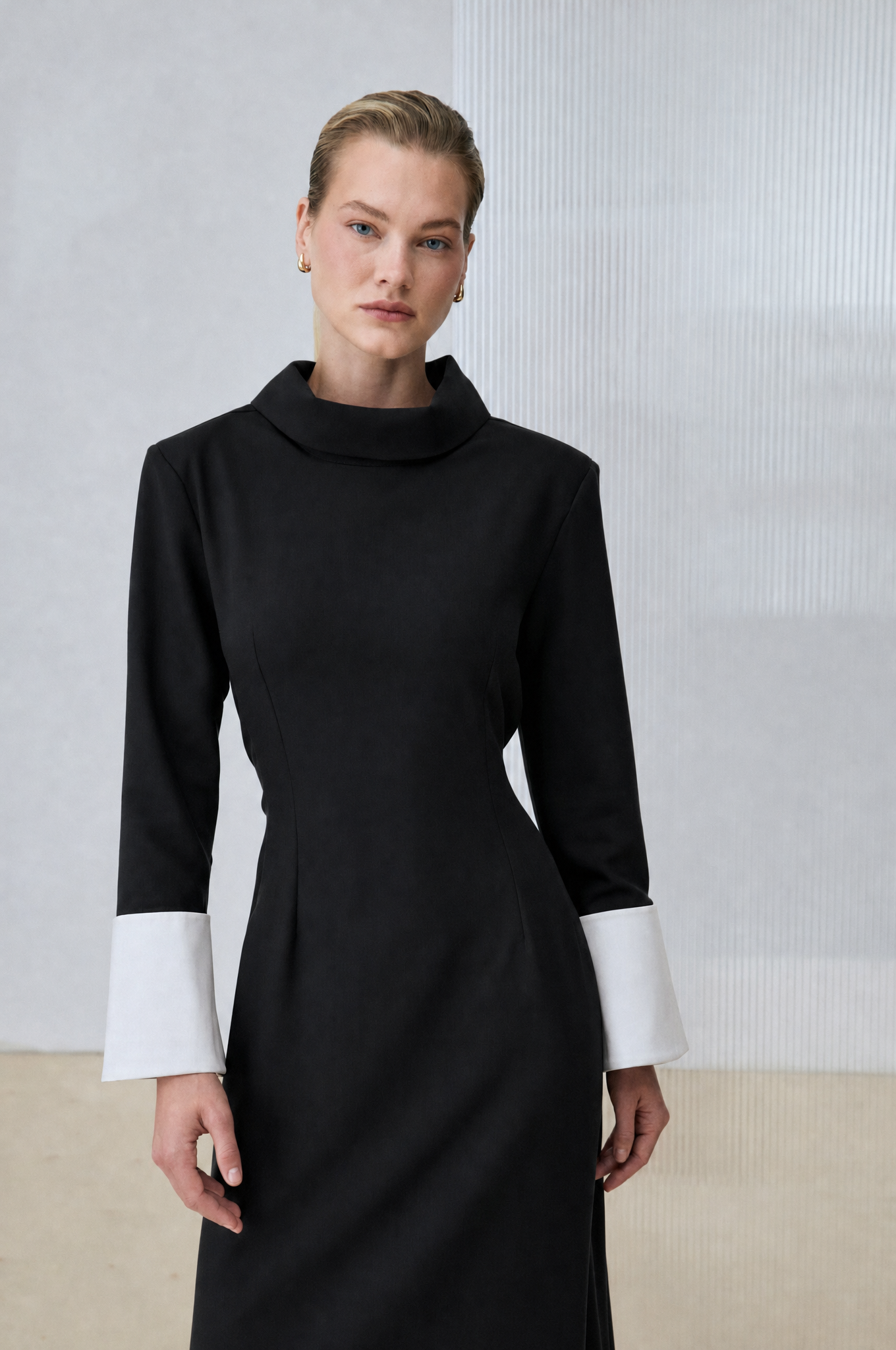 VIOLA CUFF DETAIL DRESS BLACK