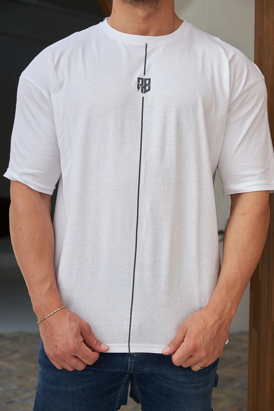 Çizgi Detaylı Oversize T-Shirt Beyaz