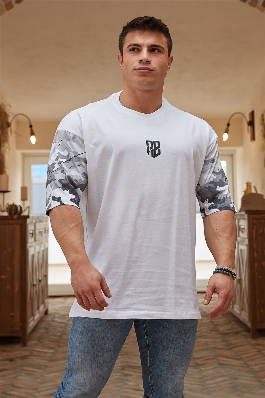 Kamuflaj Desenli Beyaz Oversize T-Shirt