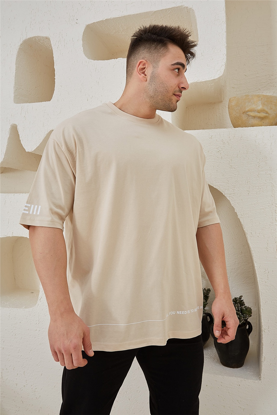 Kol Detaylı Bej Oversize T-Shirt