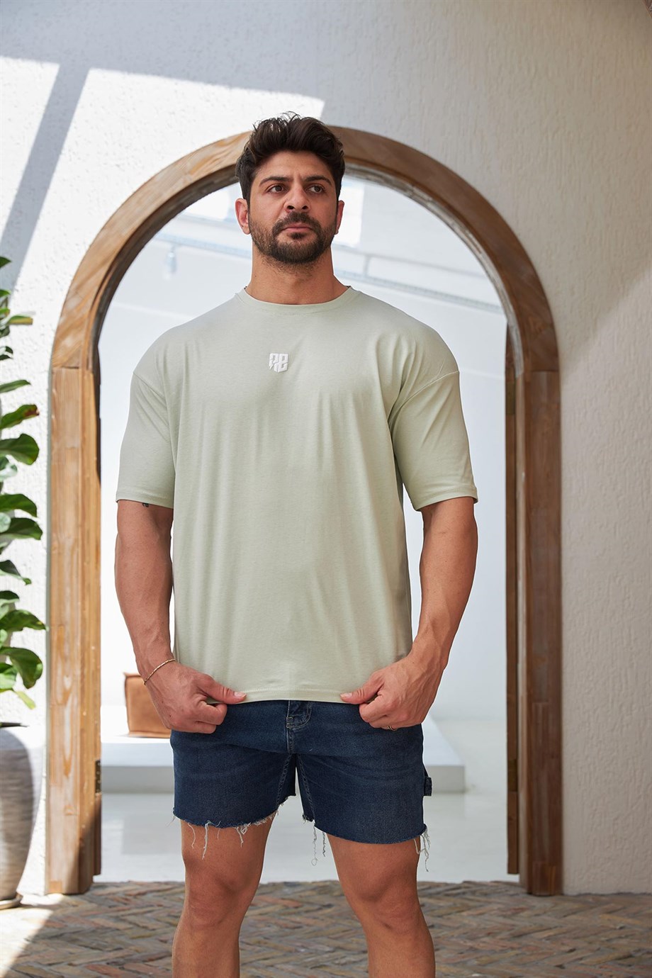 Logo Kabartma Detay Oversize T-Shirt Yeşil