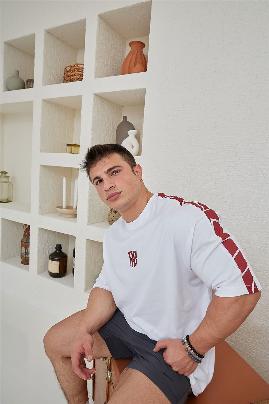 Omuz Detaylı Beyaz Oversize T-Shirt