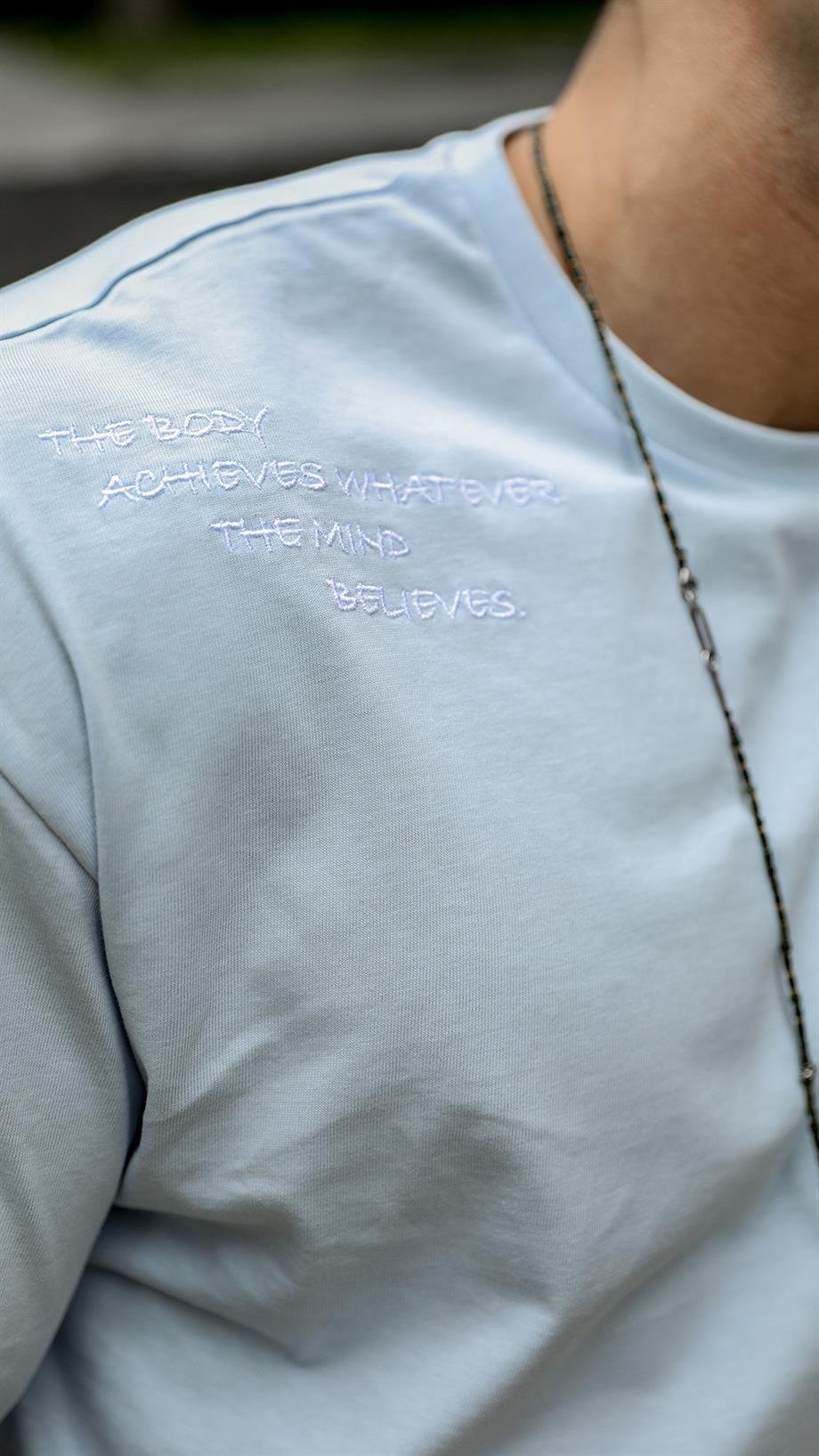 Omzu Detaylı Oversize Tshirt