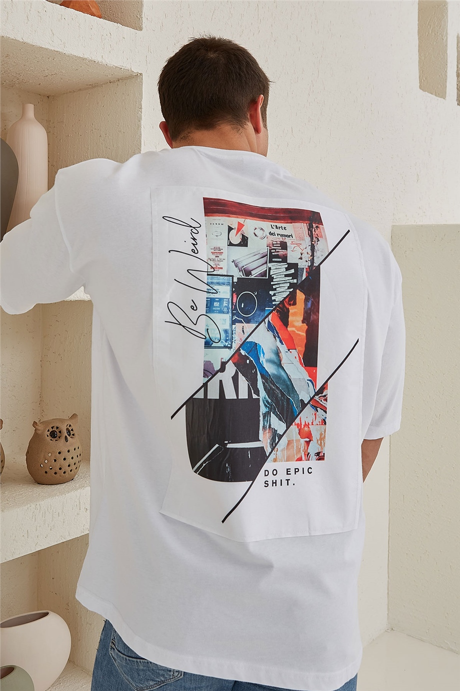 Sırtı Baskılı Beyaz Oversize T-Shirt