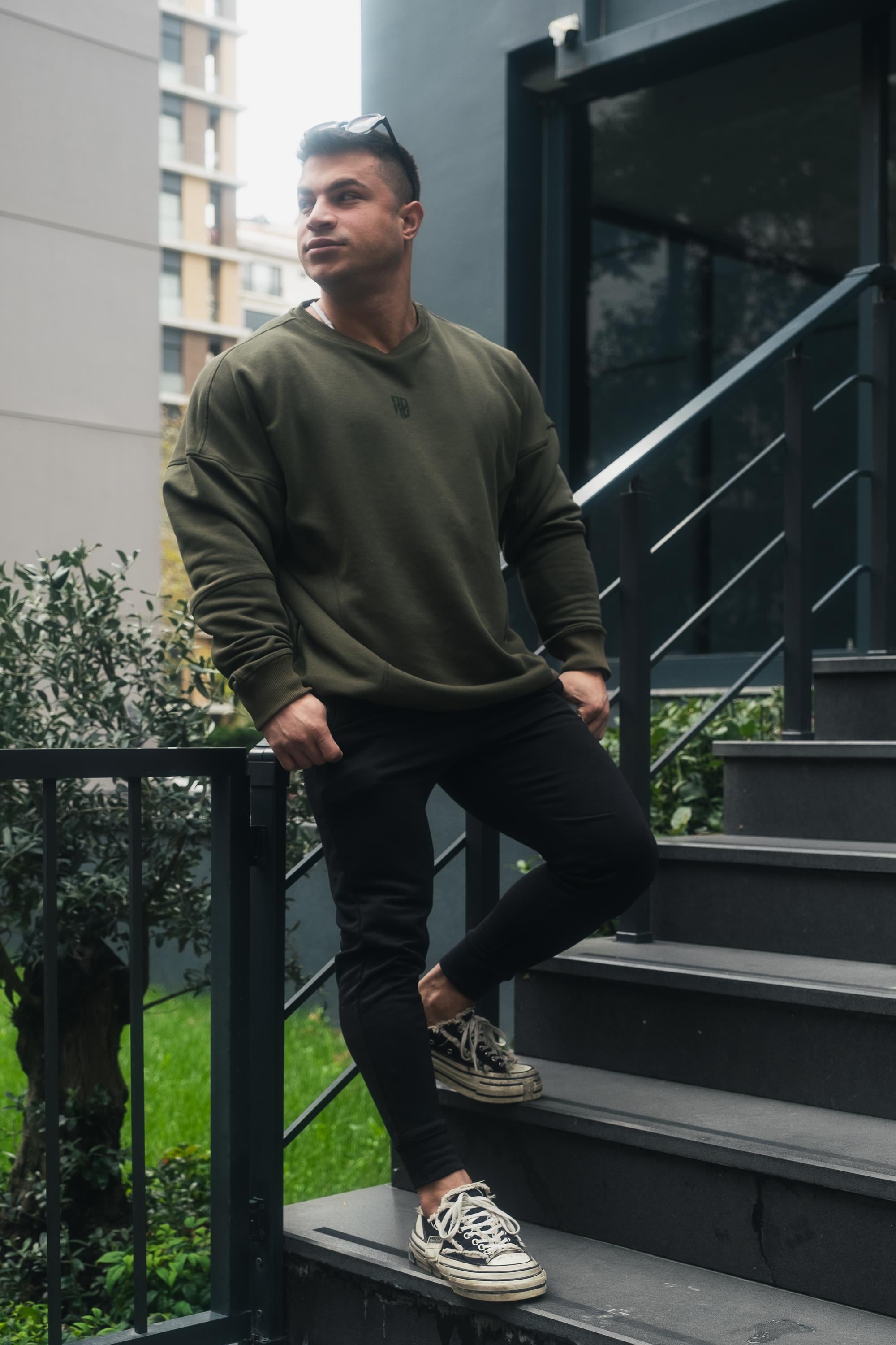 Sırtı Baskılı Dikiş Detaylı Oversize Sweatshirt Haki