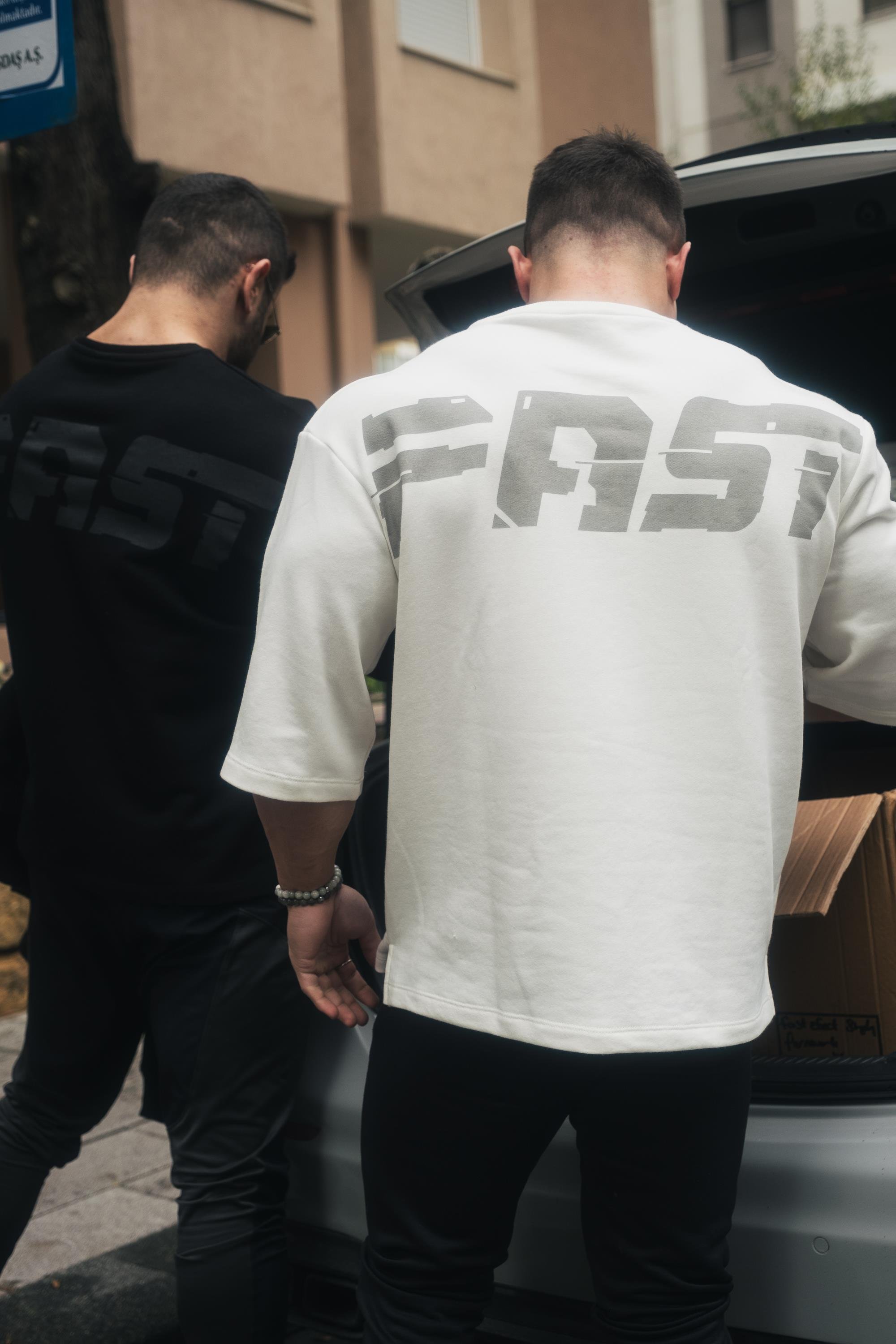 Sırtı Baskılı Yarasa Kol Oversize Sweatshirt Beyaz