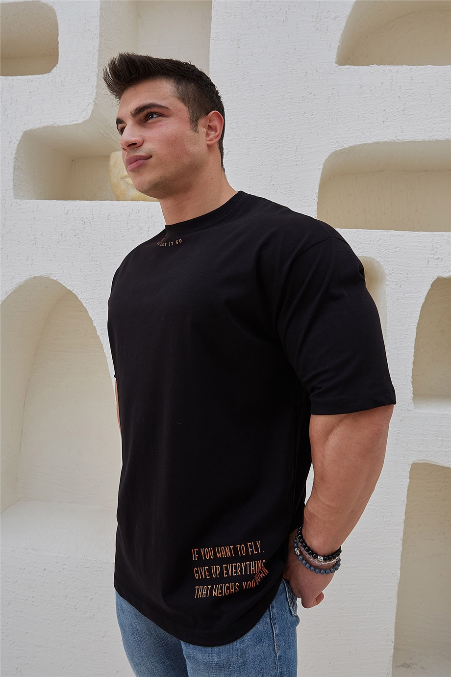 Yaka DetaylıSiyah Oversize T-Shirt