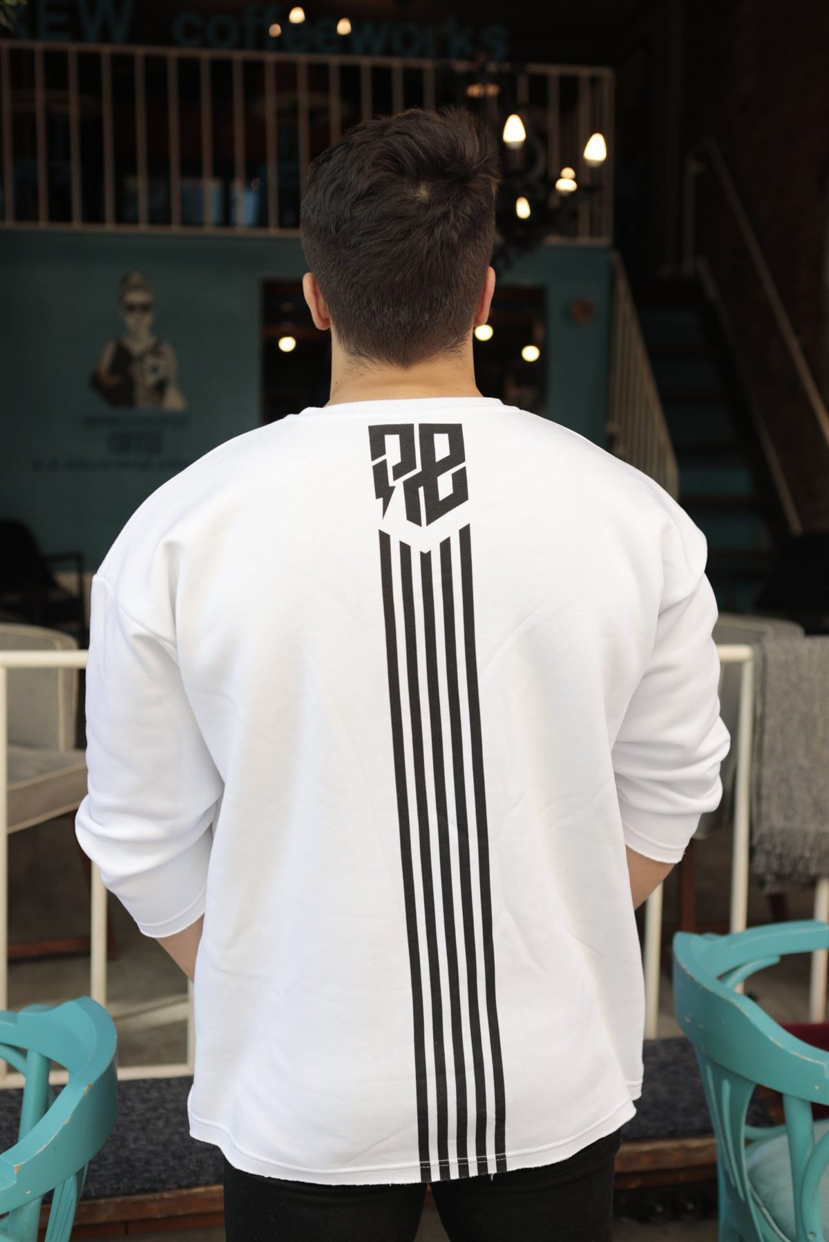 Yanı Fermuar Detaylı Salaş Beyaz Oversize Sweatshirt