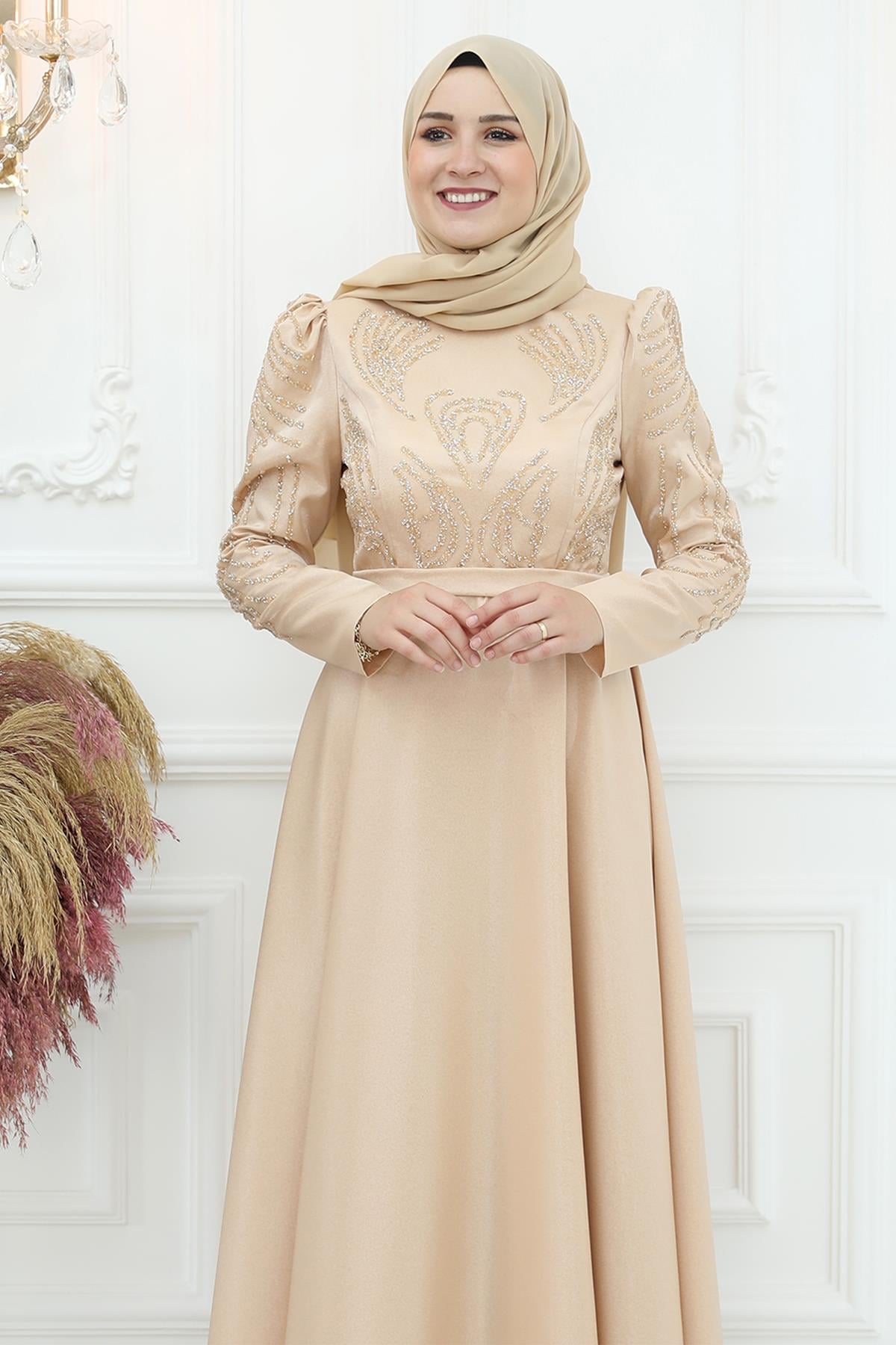 Amine Hüma Asya Saten Abiye Gold