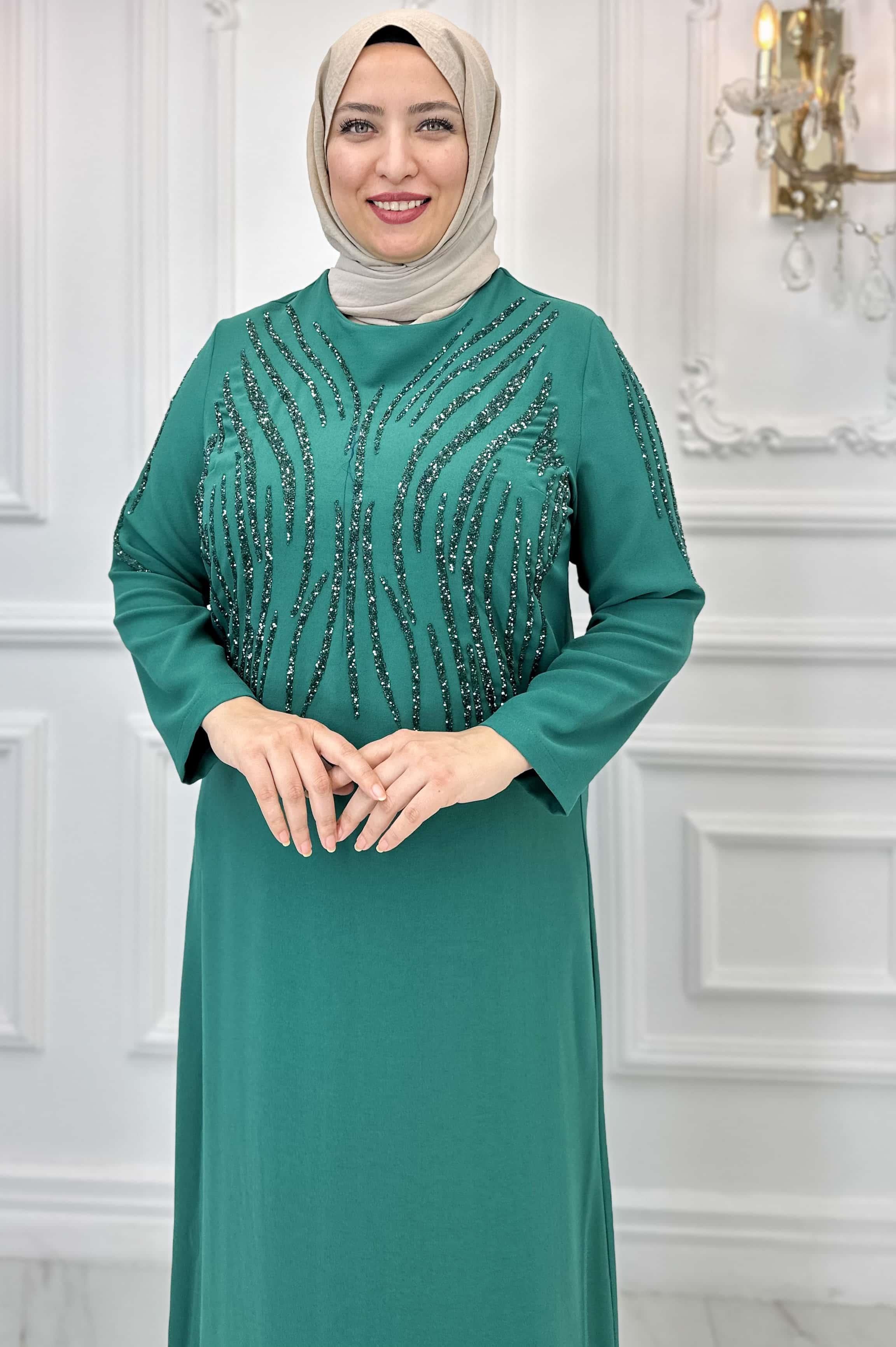 Amine Hüma Cansel Tesettür Abiye Zümrüt