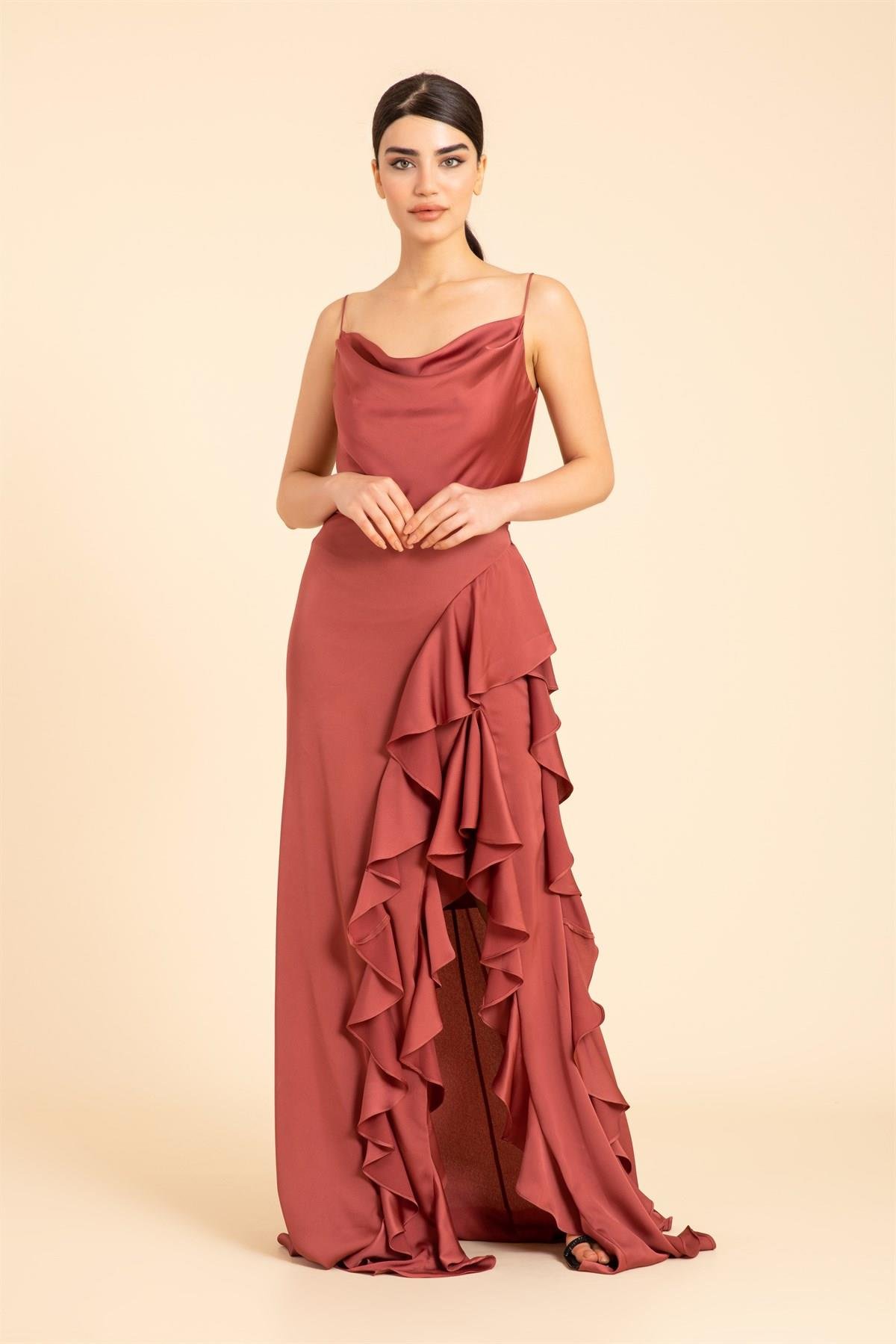 8119 فساتين سهرة طويلة