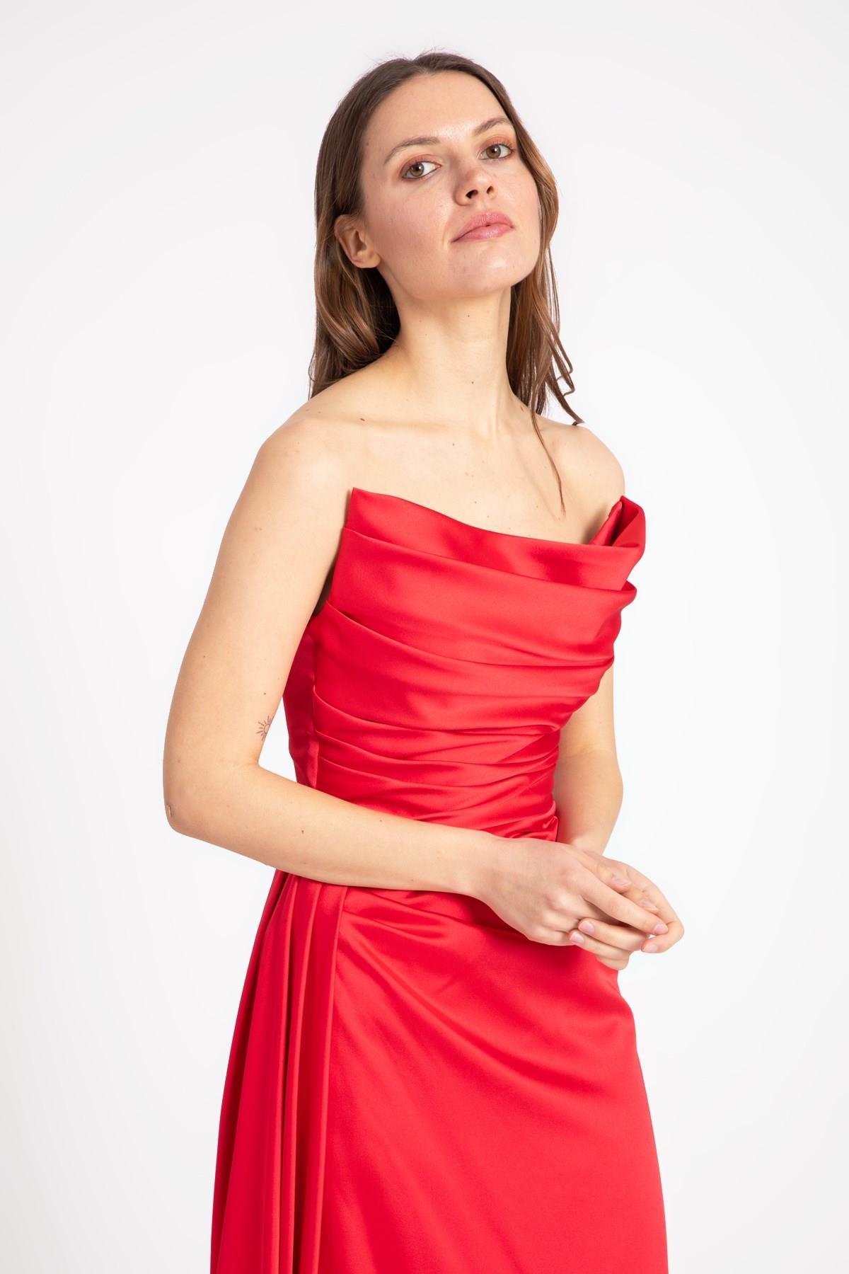 فستان السهرة 4890