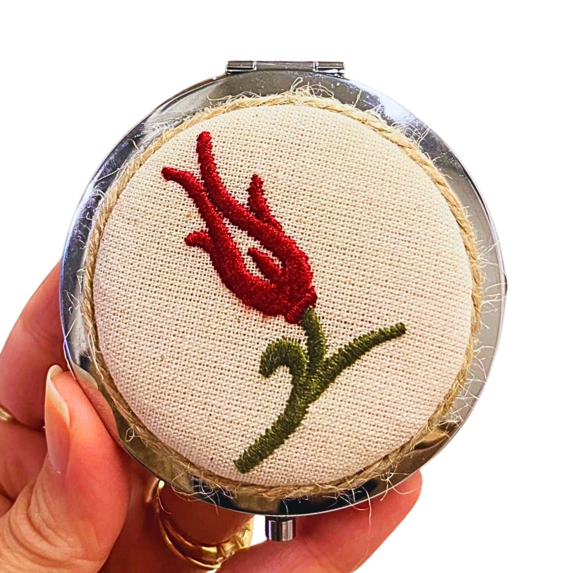  Lale Nakışlı El Aynası