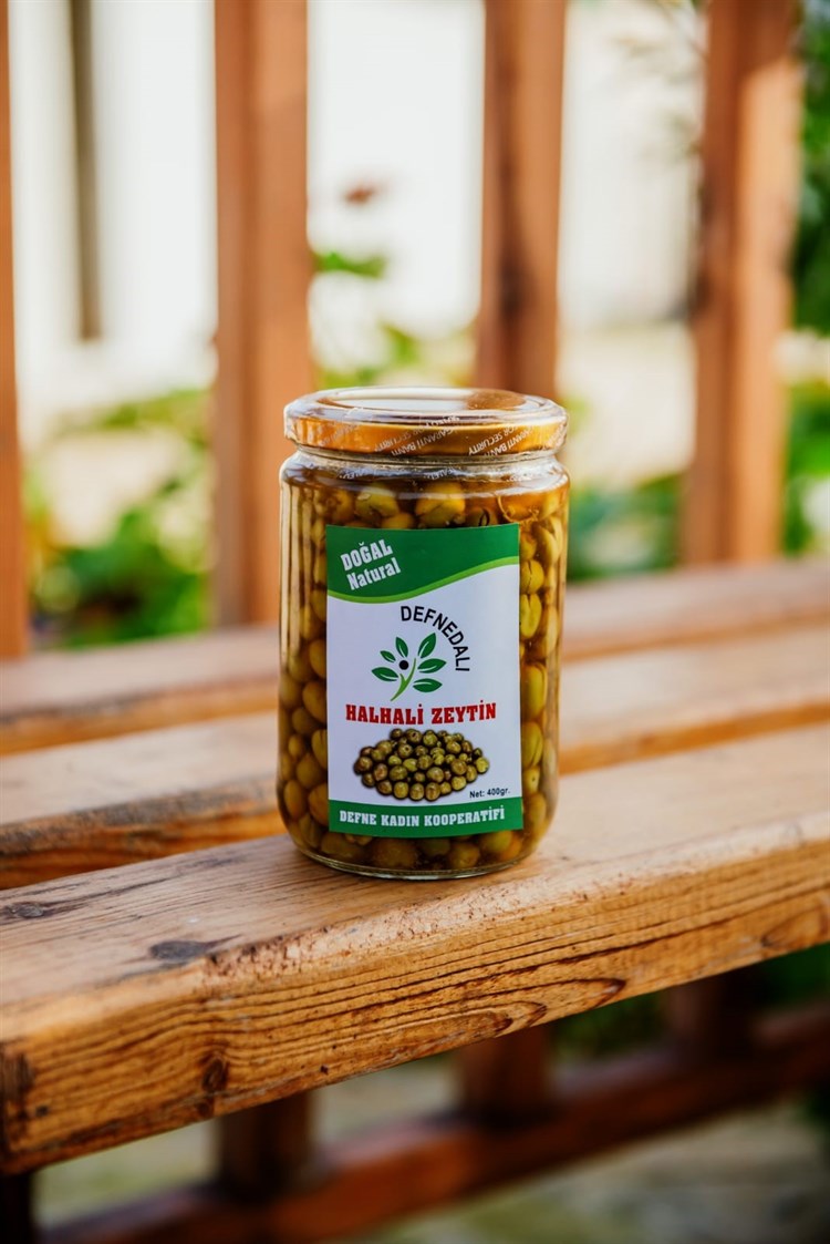 400 GR HALHALİ ZEYTİN DEFNE