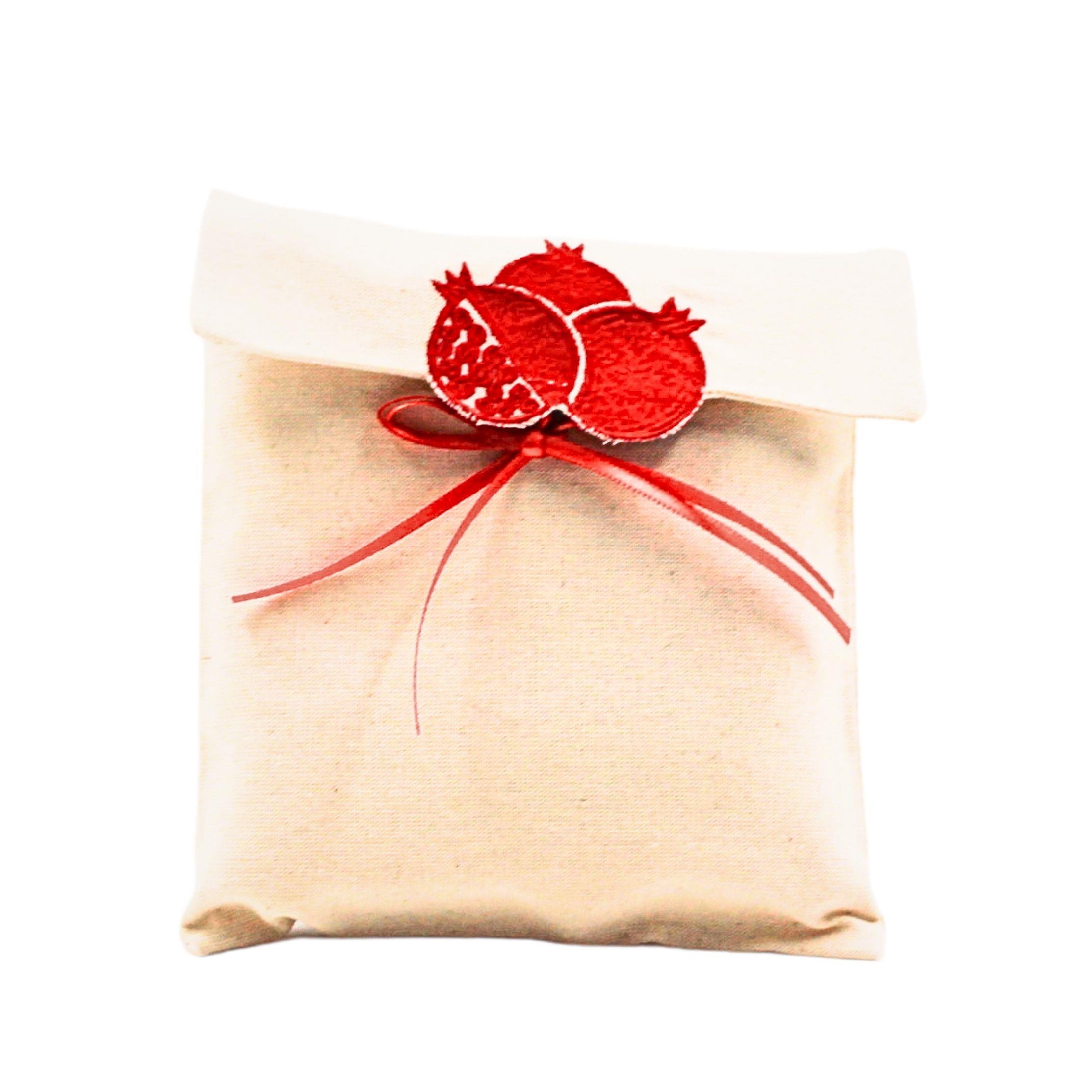 Nar Nakışlı Keseli Havlu Set