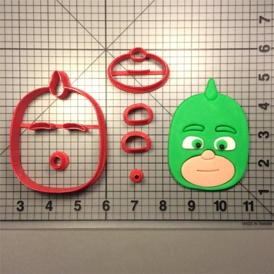PJ MASK'S ŞEKER HAMURU KESİCİ KALIP 8 CM KERTENKELE