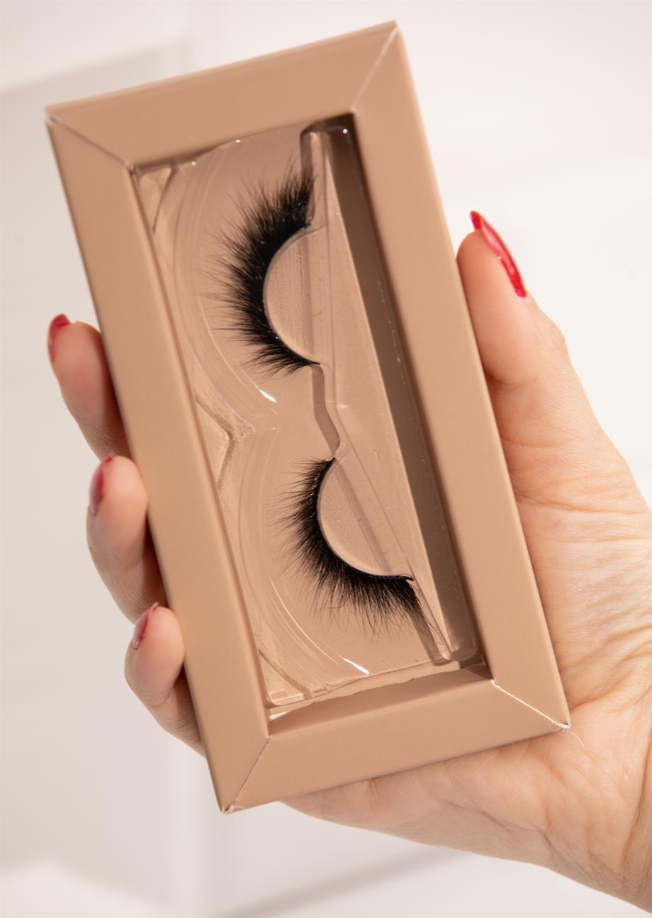 Arrow Lashes (Ok Kirpik)