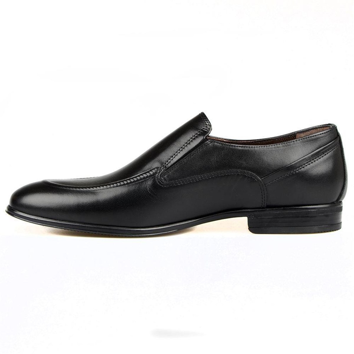 FootCourt Classic Men Shoes