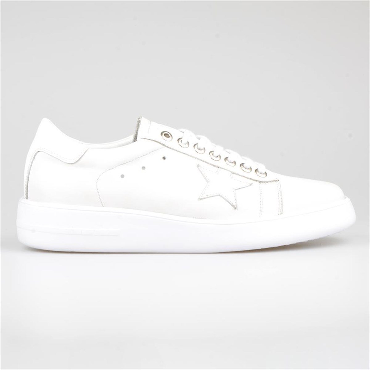 White Leather Men Sneakers Light Sole