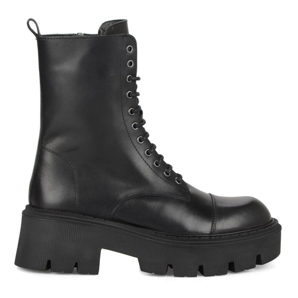 FootCourt Black Women's Boots