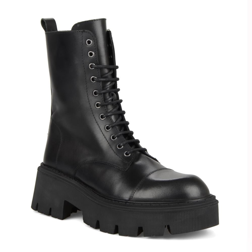 FootCourt Black Women's Boots