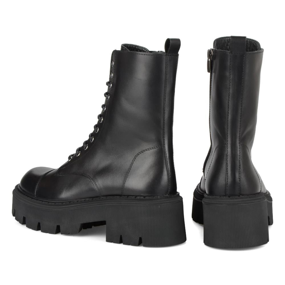 FootCourt Black Women's Boots