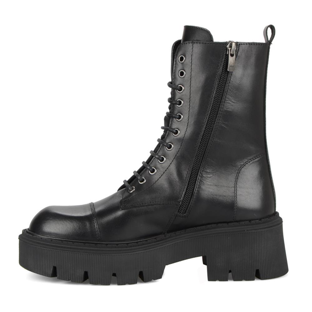 FootCourt Black Women's Boots