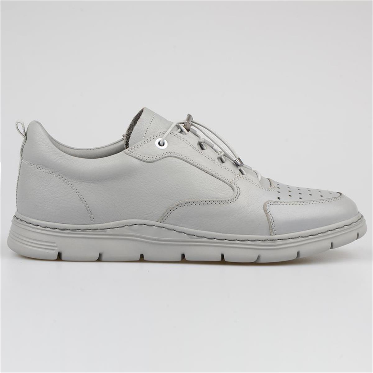 FootCourt Grey Men Sneakers