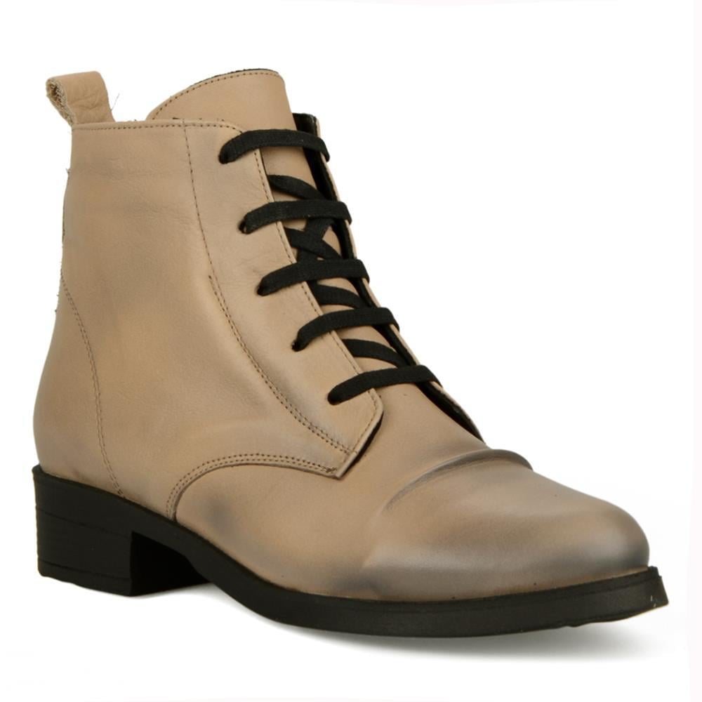 FootCourt Beige Women's Boots