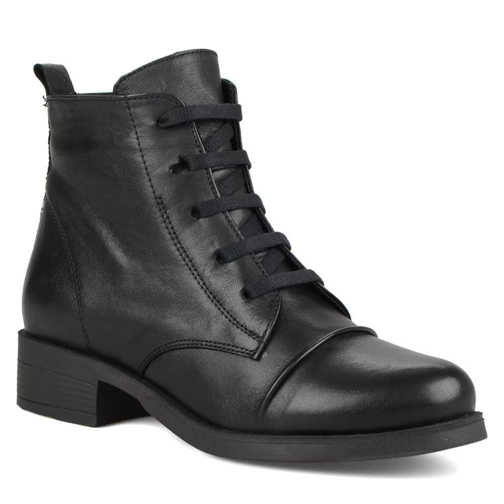 FootCourt Black Women's Boots