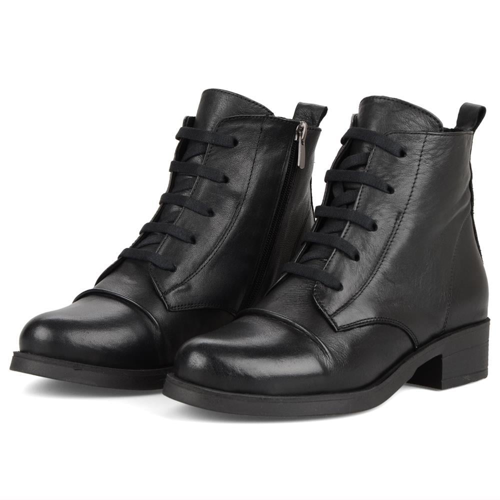 FootCourt Black Women's Boots