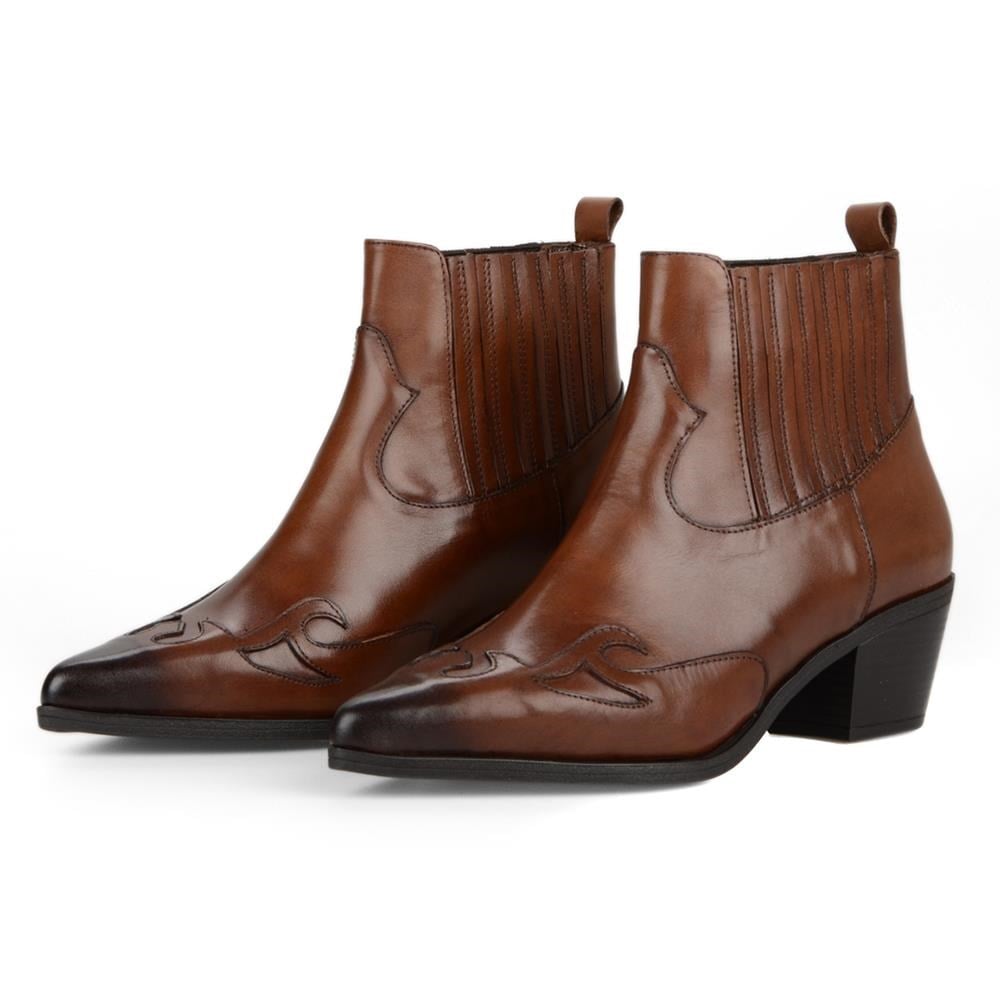 FootCourt Women Cowboy Boots Brown