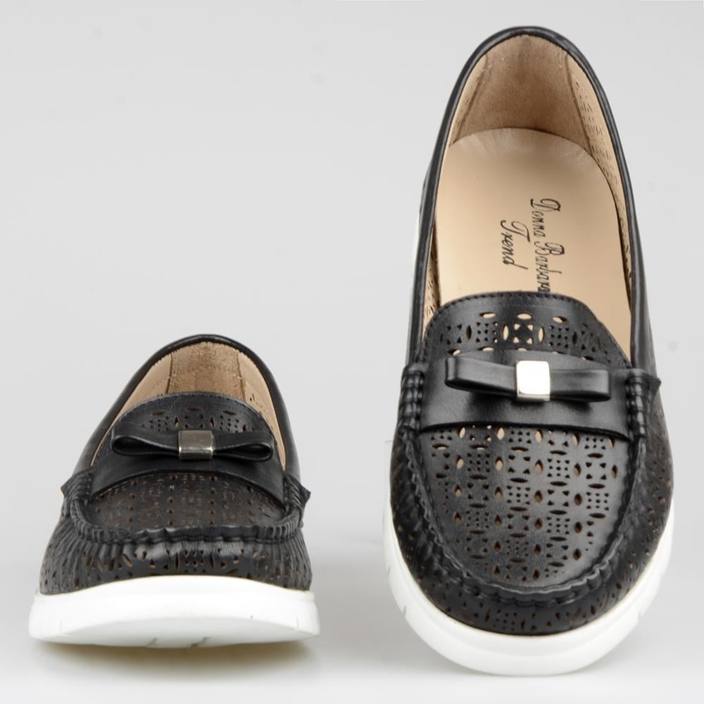 Black Women's Laser Pattern Loafers