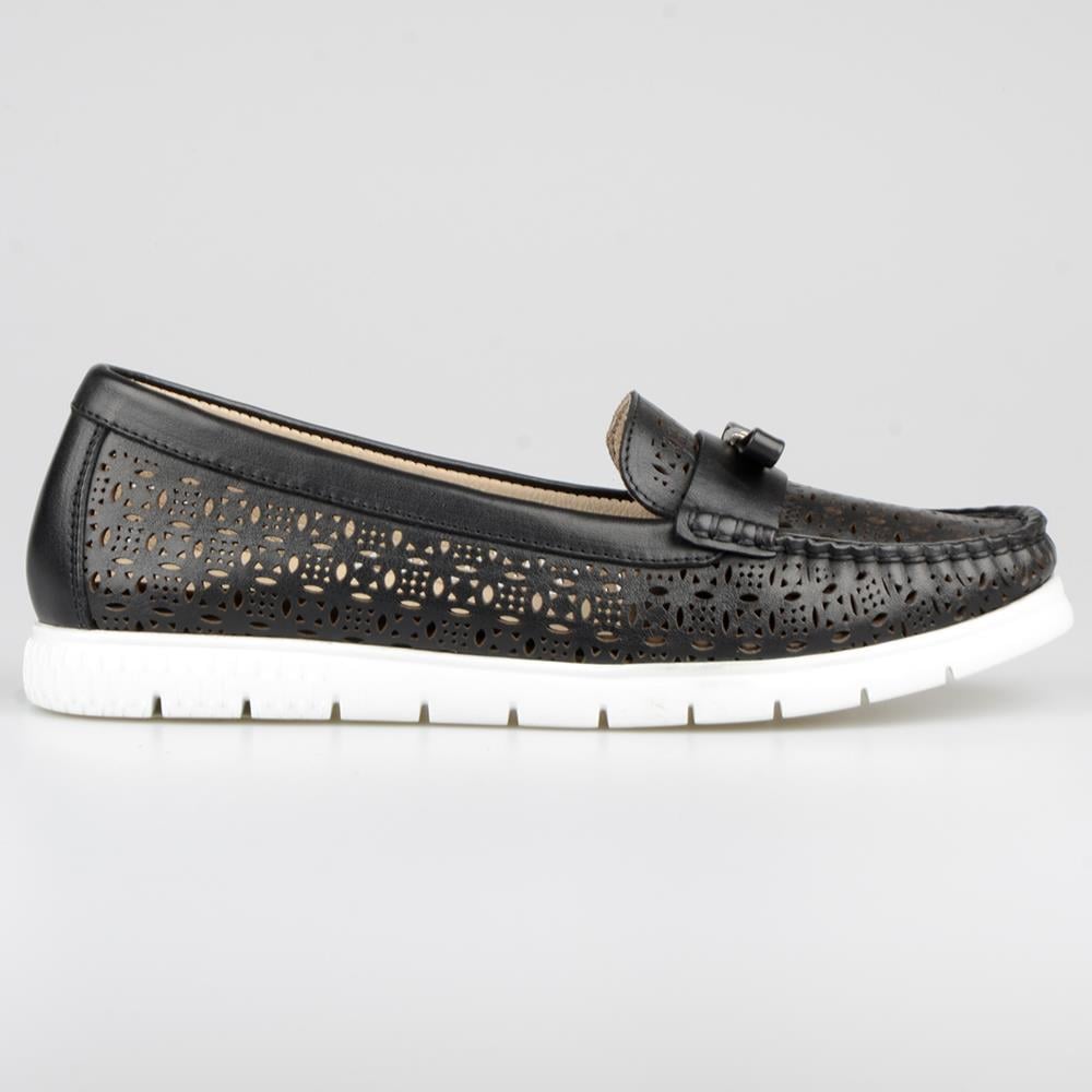 Black Women's Laser Pattern Loafers