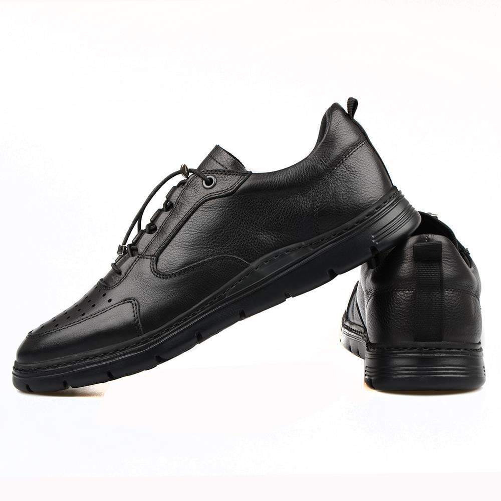 FootCourt Black Men Sneakers