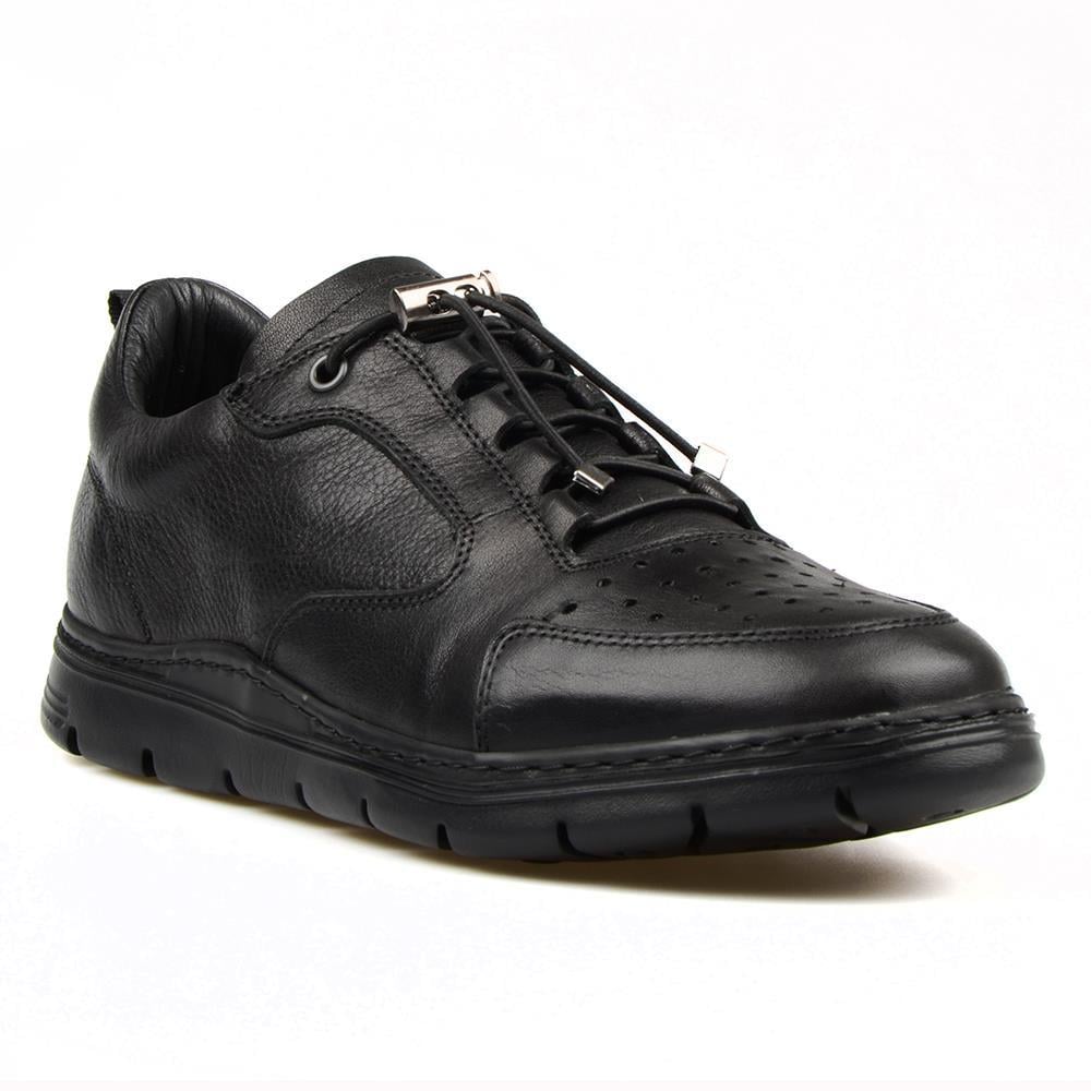 FootCourt Black Men Sneakers