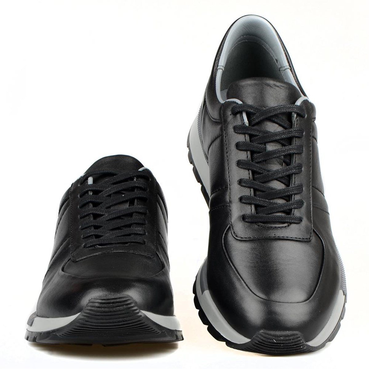 Black Leather Men's Sneakers
